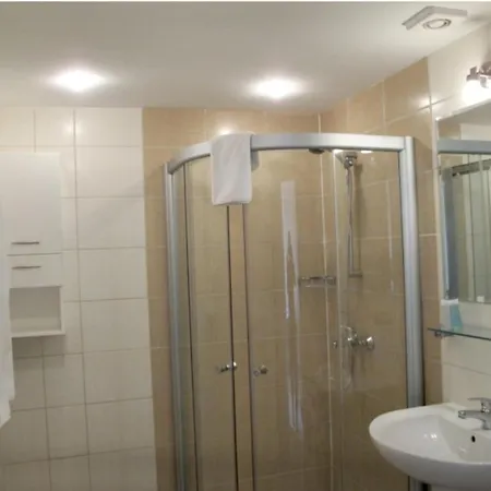 With Magnificent View In Apartman Obzor